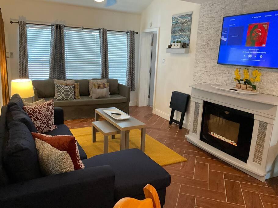 Spacious Ranch 7 Min To Beach/ Airport Pet Friend Villa Melbourne Exterior photo